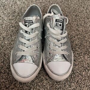 Girls silver glitter converse